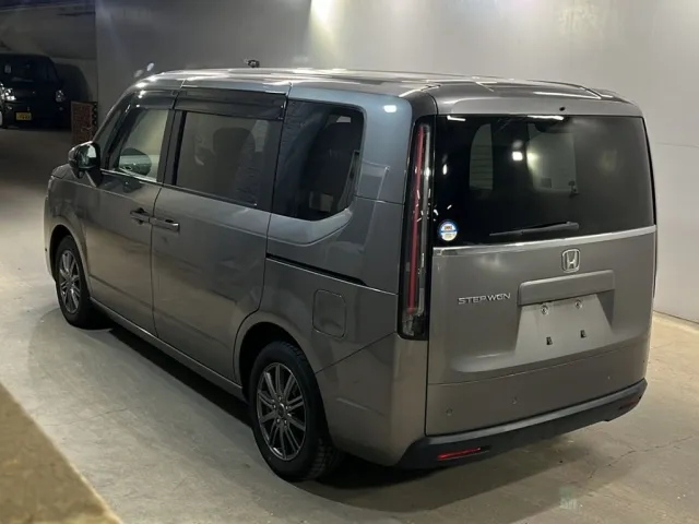 HONDA STEP WAGON 2023