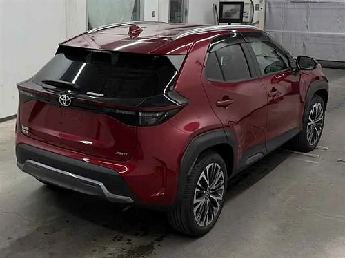 TOYOTA YARIS CROSS 2023