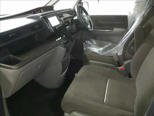 HONDA STEP WAGON 2021