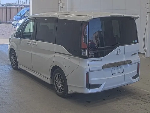 HONDA STEP WAGON 2021