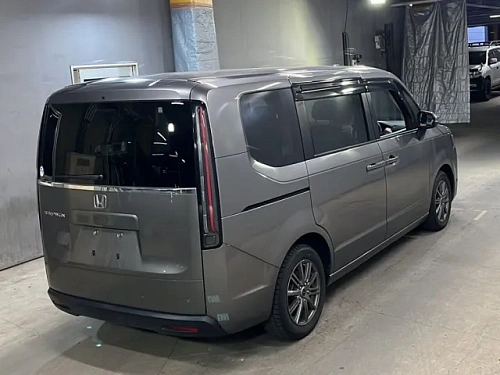 HONDA STEP WAGON 2023