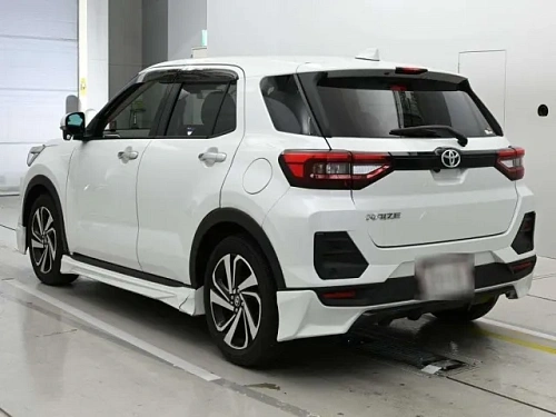 TOYOTA RAIZE 2023