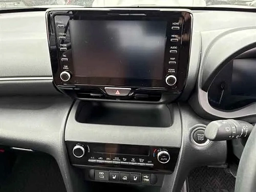 TOYOTA YARIS CROSS 2023