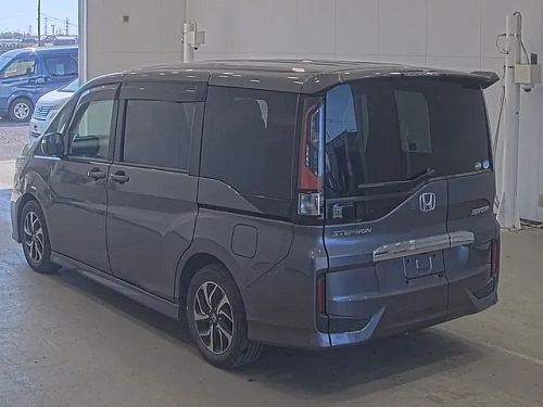 HONDA STEP WAGON 2021
